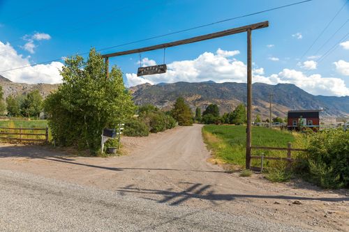 442 E Valley View Ln, Monroe, UT, 84754-4552 | Card Image