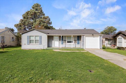 603 Locust St, Idalou, TX, 79329-4115 | Card Image