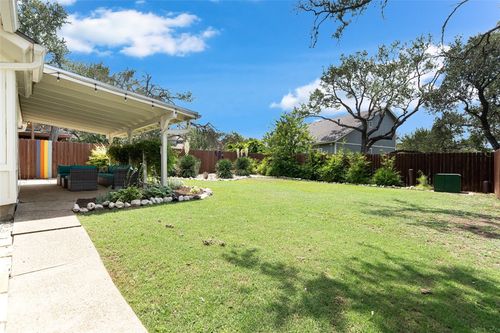 8104 Los Ranchos Dr, Austin, TX, 78749-3264 | Card Image