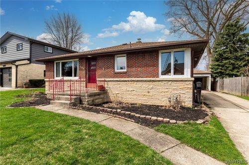 102 Cresthaven Dr, Cheektowaga, NY, 14225 | Card Image