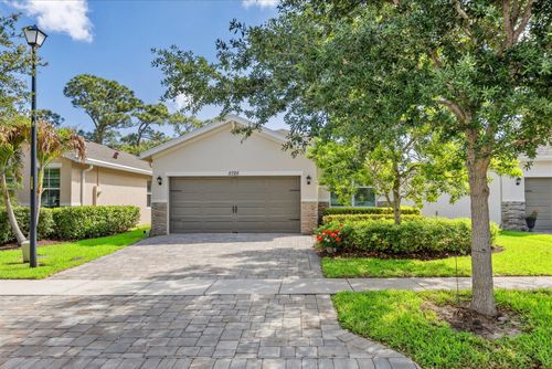 5725 Se Kawana Trail, Hobe Sound, FL, 33455 | Card Image