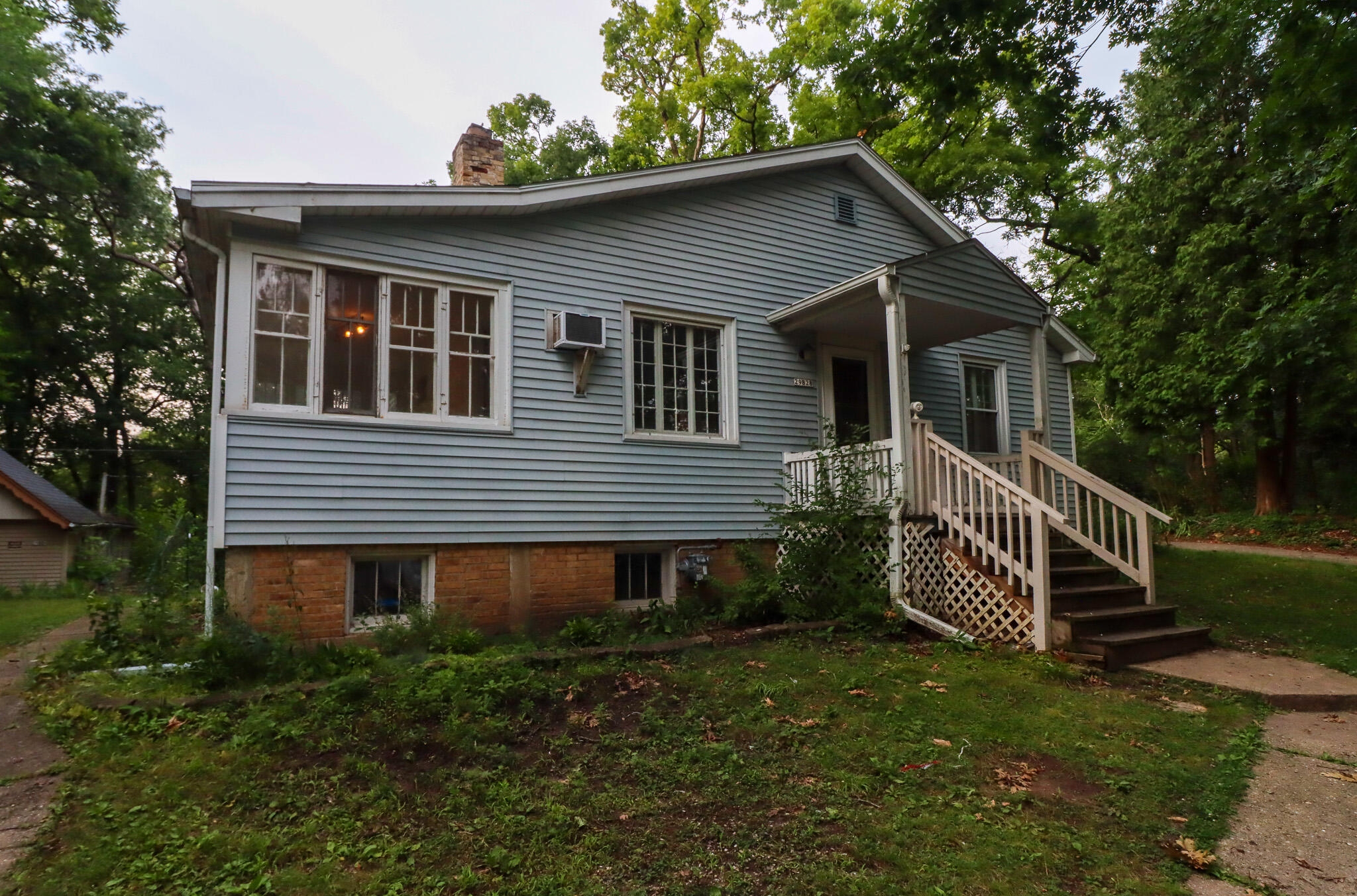 Woodlawn Dr, Burlington, WI 53105