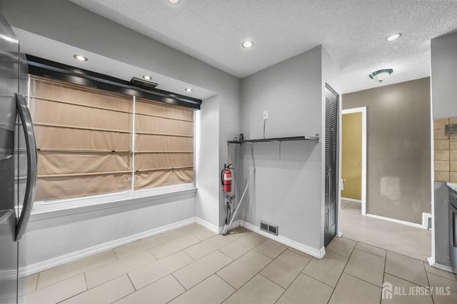 462 Harwick Ct, Townhouse with 2 bedrooms, 3 bathrooms and null parking in Piscataway NJ | Image 8