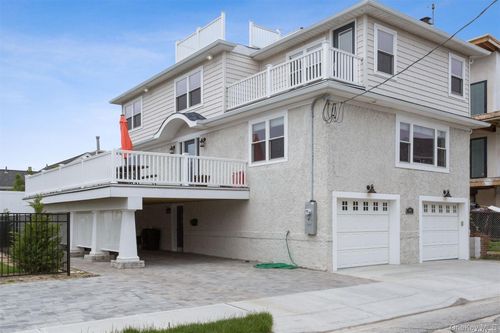 44 Buxton St, Lido Beach, NY, 11561-5009 | Card Image