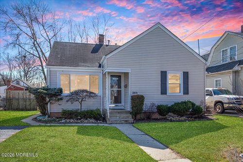 208 4th St, Hazlet Township, NJ, 07734-2918 | Card Image