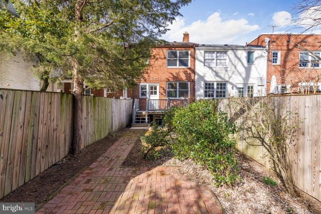 826 S Royal St, Townhouse with 3 bedrooms, 2 bathrooms and null parking in ALEXANDRIA VA | Image 22