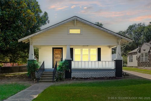 1420 8th St, Okmulgee, OK, 74447-4818 | Card Image
