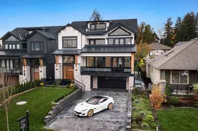 21980 Isaac Cres, House other with 7 bedrooms, 6 bathrooms and 8 parking in Maple Ridge BC | Image 2