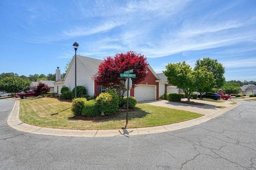 1411 Raven Rock Trl Nw, Kennesaw, GA, 30152-7696 | Card Image