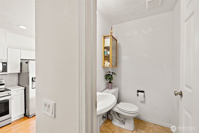 11-2 - 11864 Ne 162 Nd Ln, Townhouse with 2 bedrooms, 3 bathrooms and 2 parking in Bothell WA | Image 12