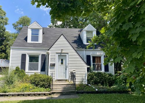 10753 S Neenah Ave, Worth, IL, 60482-1629 | Card Image