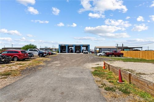 24013 Uresti Rd, Edinburg, TX, 78542-4146 | Card Image
