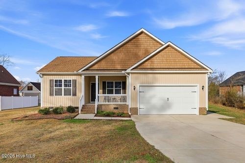 111 Oak St, Pine Level, NC, 27568-9012 | Card Image