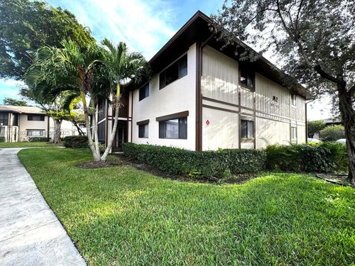 108-9530 N Belfort Cir, Tamarac, FL, 33321-1854 | Card Image