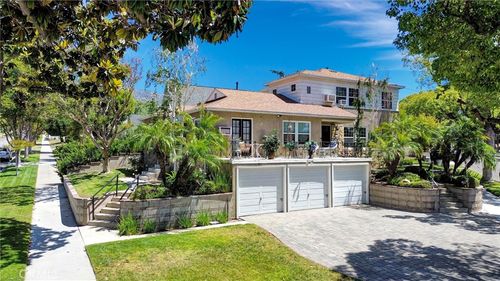 1120 East Ave, Burbank, CA, 91504 | Card Image
