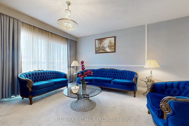 191 Invergordon Ave, House other with 6 bedrooms, 3 bathrooms and 4 parking in Scarborough ON | Image 8
