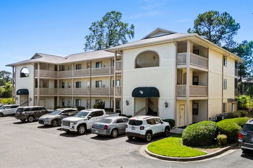 cc4-4105 Pinehurst Cir, Little River, SC, 29566-6318 | Card Image