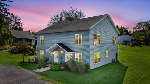 105 Birdseye View Dr, Ithaca, NY, 14850-5797 | Card Image