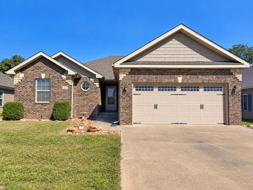 307 E Jamestown Dr, Clinton, MO, 64735-7501 | Card Image
