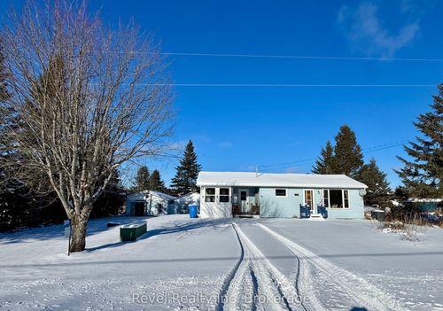 2816 Chiswick Line, Powassan, ON, P0H1Z0 | Card Image