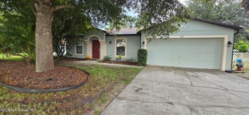 203 Reading Ave, Titusville, FL, 32796-6104 | Card Image