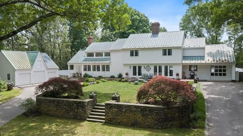 30 Summit Ave, Amesbury, MA, 01913-4029 | Card Image