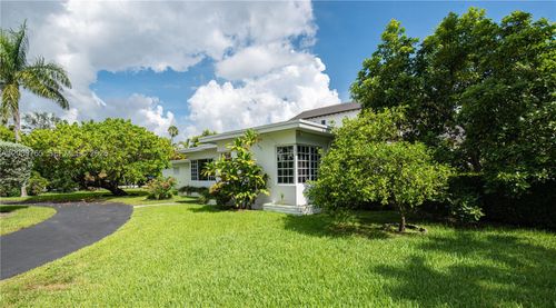 85 S Hibiscus Dr, Miami Beach, FL, 33139-5174 | Card Image