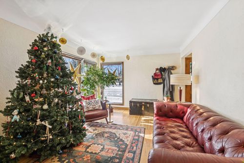 711 Grandview Ave W, Roseville, MN, 55113-4568 | Card Image