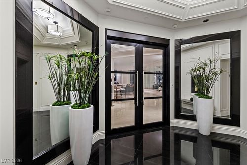 unit-3404-2747 Paradise Rd, Las Vegas, NV, 89109-9077 | Card Image