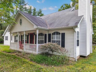 welcoming front porch | Image 1