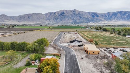 12-5185 N 10000 W, Tremonton, UT, 84337 | Card Image