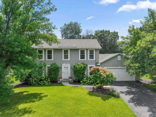 16345 Victoria Curv Se, Prior Lake, MN, 55372-3371 | Card Image