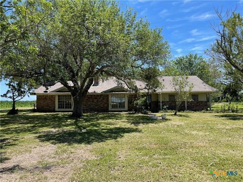 3373 State Highway 35 S, Port Lavaca, TX, 77979-5586 | Card Image
