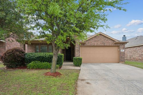 8904 Whirlwind Trl, Aubrey, TX, 76227-2283 | Card Image