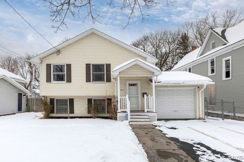 806 Tallman St, Syracuse, NY, 13204-4138 | Card Image