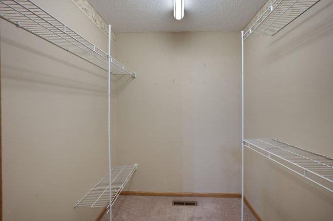 masterbedroom walk-in closet | Image 11