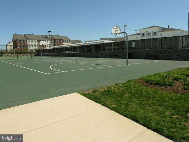 623-B - 623 Main St, Townhouse with 3 bedrooms, 3 bathrooms and null parking in GAITHERSBURG MD | Image 34
