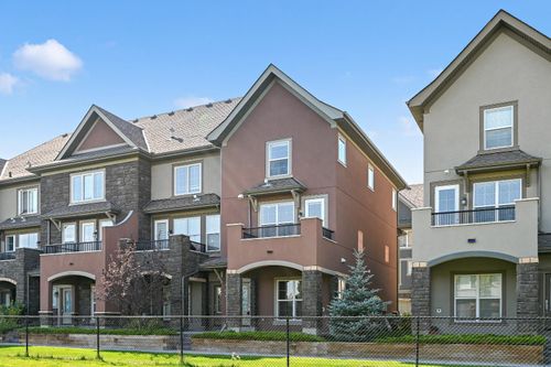 20 Quarry Lane Se, Calgary, AB, T2C5N4 | Card Image