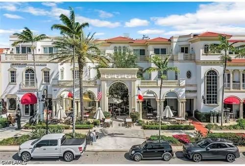 307-365 5th Ave S, Naples, FL, 34102-6575 | Card Image
