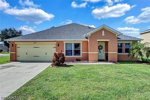 18330 Beauty Berry Ct, LEHIGH ACRES, FL, 33972-7526 | Card Image