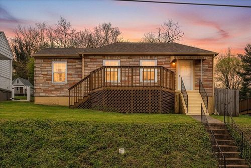 2514 Denniston Ave Sw, Roanoke, VA, 24015-1909 | Card Image