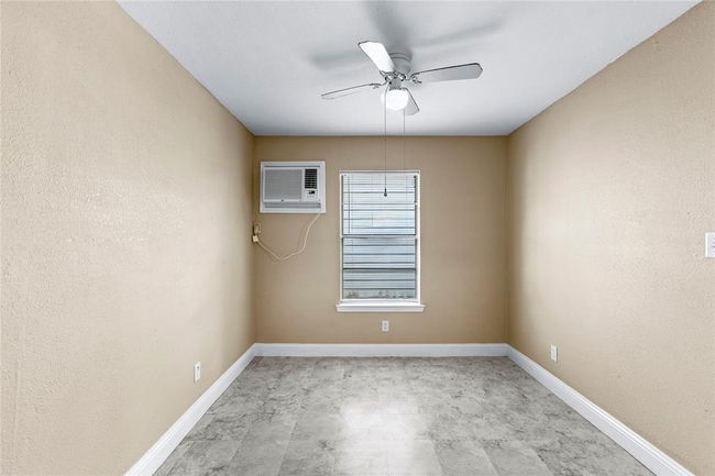 Bedroom | Image 15