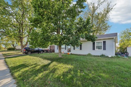 121 Oak Street, PARDEEVILLE, WI, 53954 | Card Image