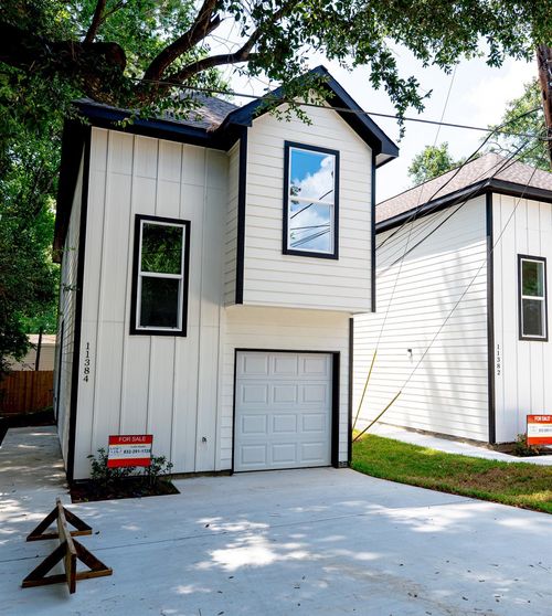 11384 Underwood St, Willis, TX, 77318-7660 | Card Image