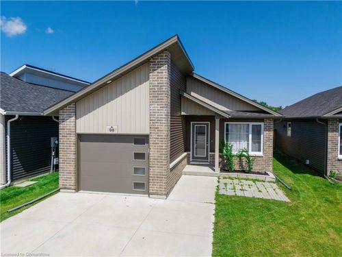 98 Moonstone Cres, Chatham, ON, N7M0S2 | Card Image