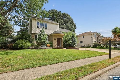 3-07 Dorothy, Fair Lawn, NJ, 07410 | Card Image