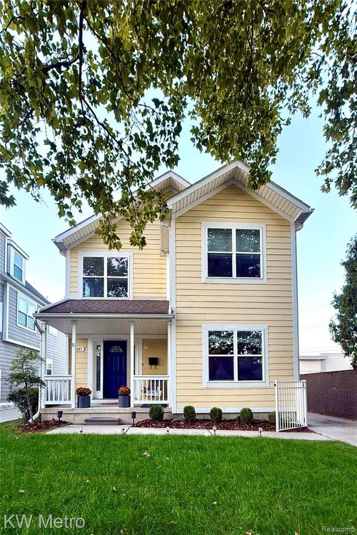 1387 Smith Ave, Birmingham, MI, 48009-2039 | Card Image