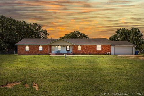 8609 Old Taft Rd, Muskogee, OK, 74401-8595 | Card Image