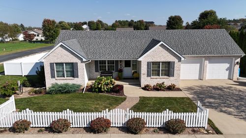 801 8th Ave Sw, Pine Island, MN, 55963-6778 | Card Image