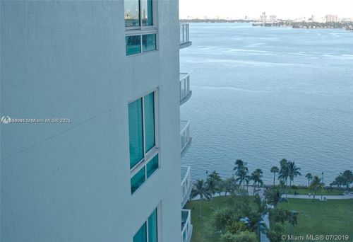 apt-2005-1900 N Bayshore Dr, Miami, FL, 33132-3010 | Card Image